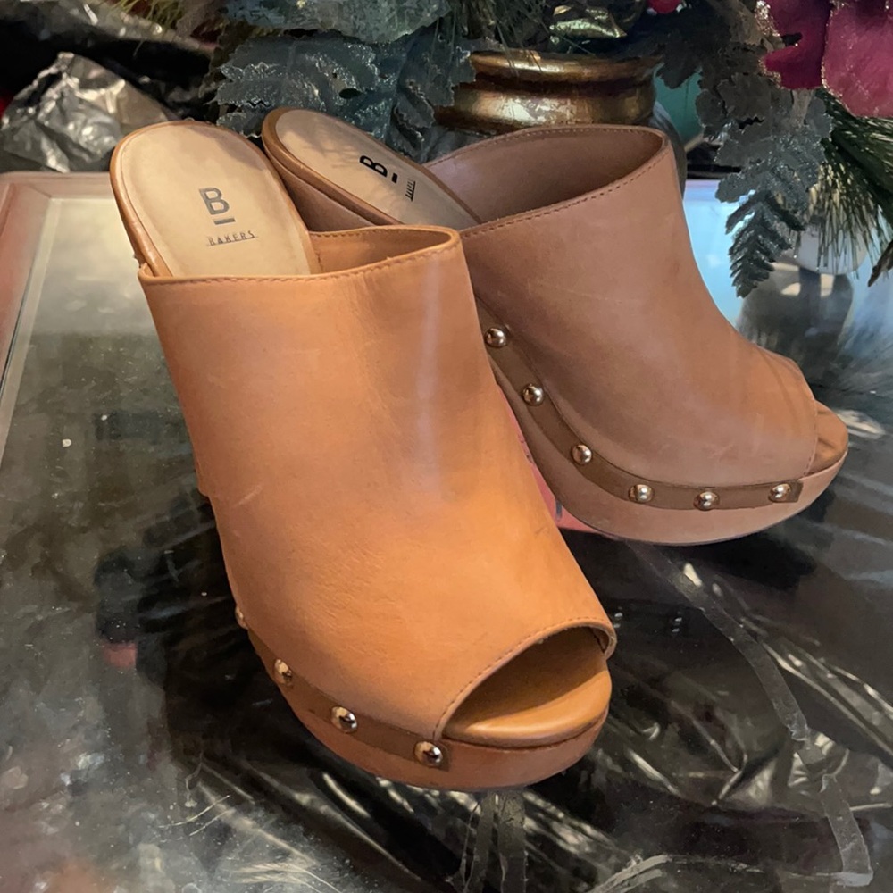 Platform sandals